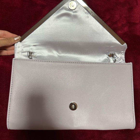 Aldo lavender clutch - 5 for $25 for items marked with ⭐️ - Picture 2 of 4